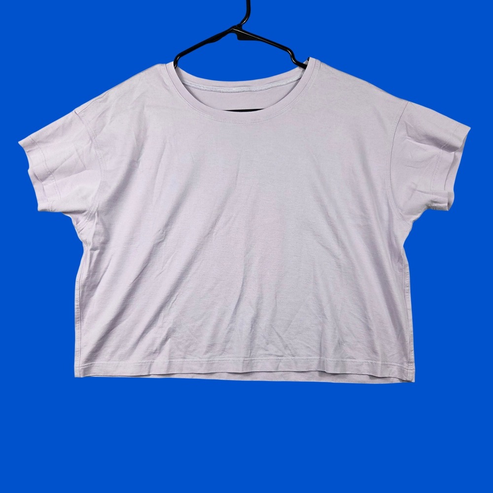 Lululemon Cates T-Shirt Womens S&M Lavender Purple Excellent Cropped Pima Cotton